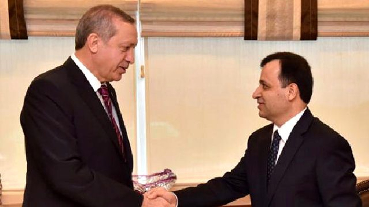 Cumhurbaşkanı Erdoğan, Anayasa Mahkemesi Başkanı Arslan\'ı Ziyaret Etti