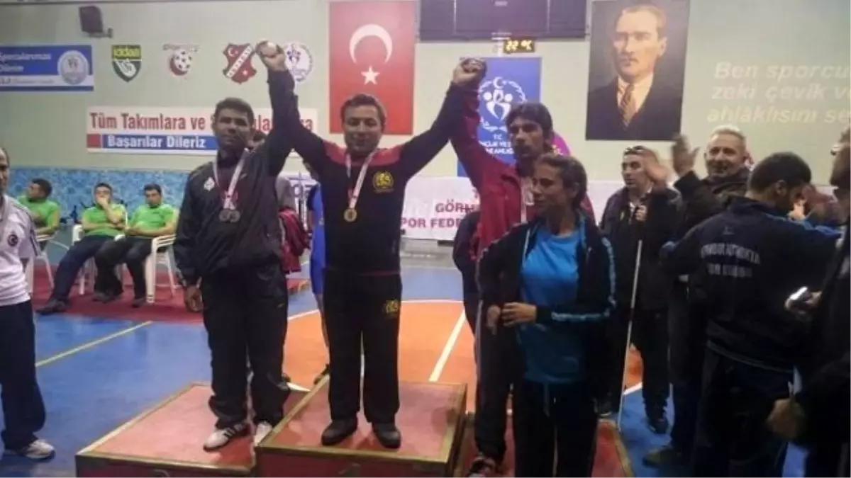 Eskişehirli Görme Engelli Sporcunun Halter Şampiyonasındaki Başarısı