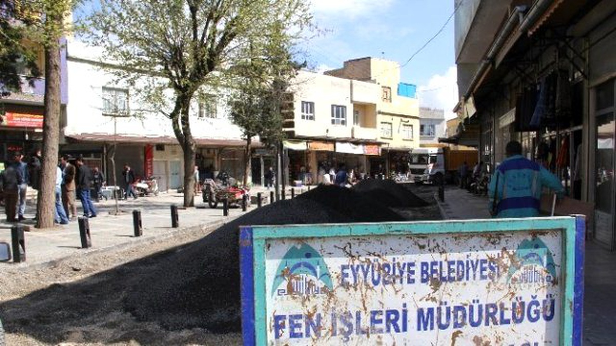 Eyyübiye Belediyesi Yol Beykapısı Caddesine Neşter Vurdu
