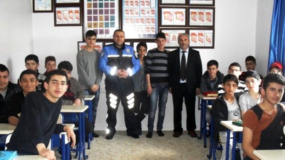 Kim Ooo!\' Prajesi Kapsamında 85 Öğrenciye Madde Bağımlılığının Zararları Anlatıldı
