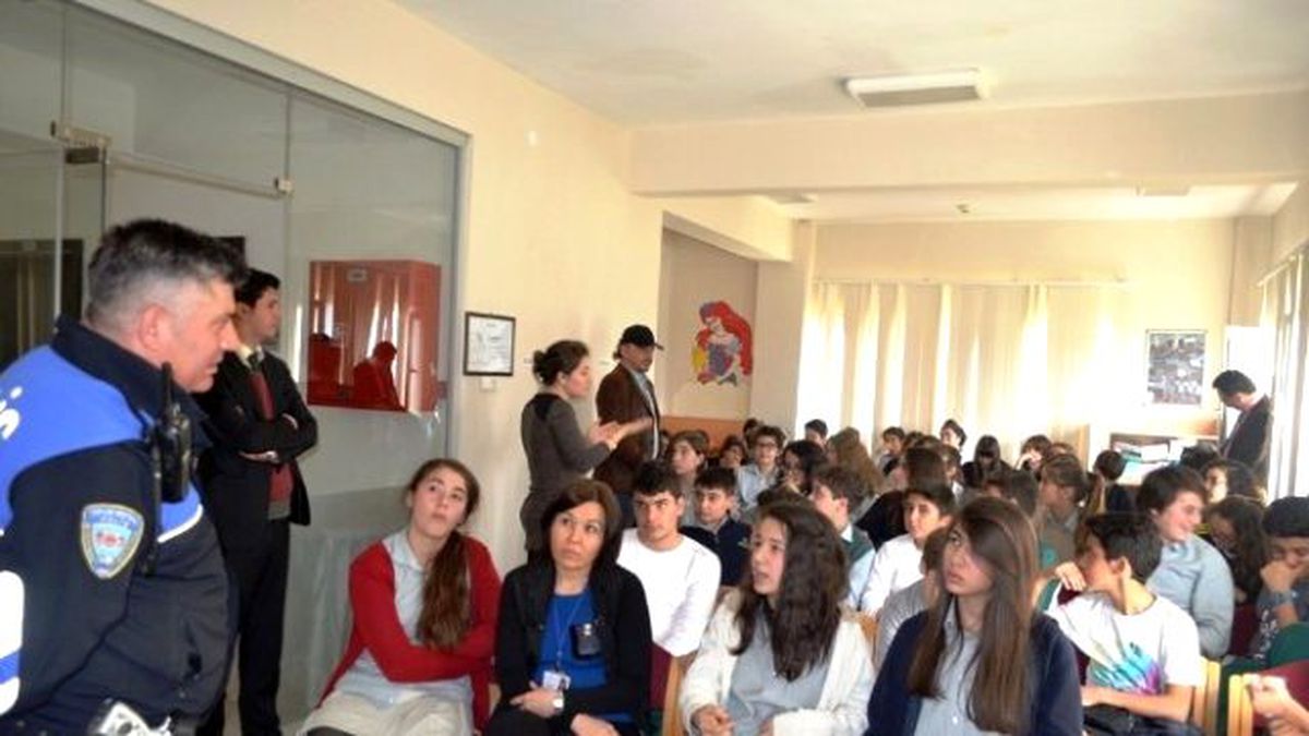 Ödemiş\'te Bilişim Suçları ile Mücadele Semineri
