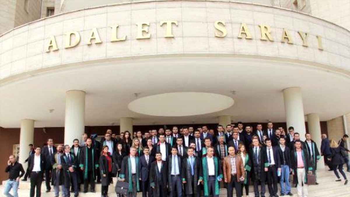 Şanlıurfa\'da Avukatlardan Teröre Tepki