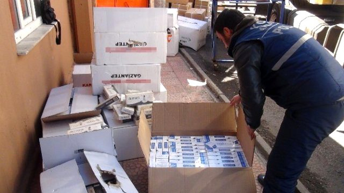 Tekstil Eşyaları Arasında Kaçak Sigara Sevkiyatı