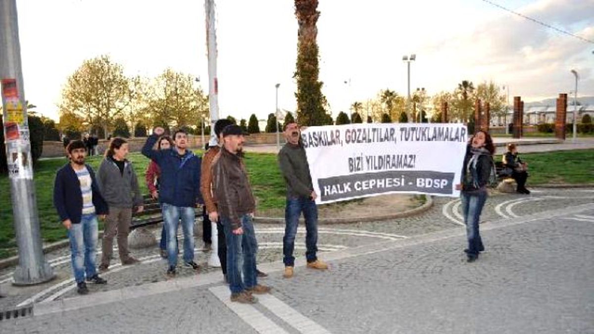 Teröristlerin Ölü Ele Geçirilmesini Protesto Eden Gruba Müdahale