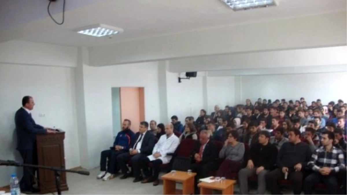 Üniversite Öğrencilerine Çanakkale Savaşları Konferansı