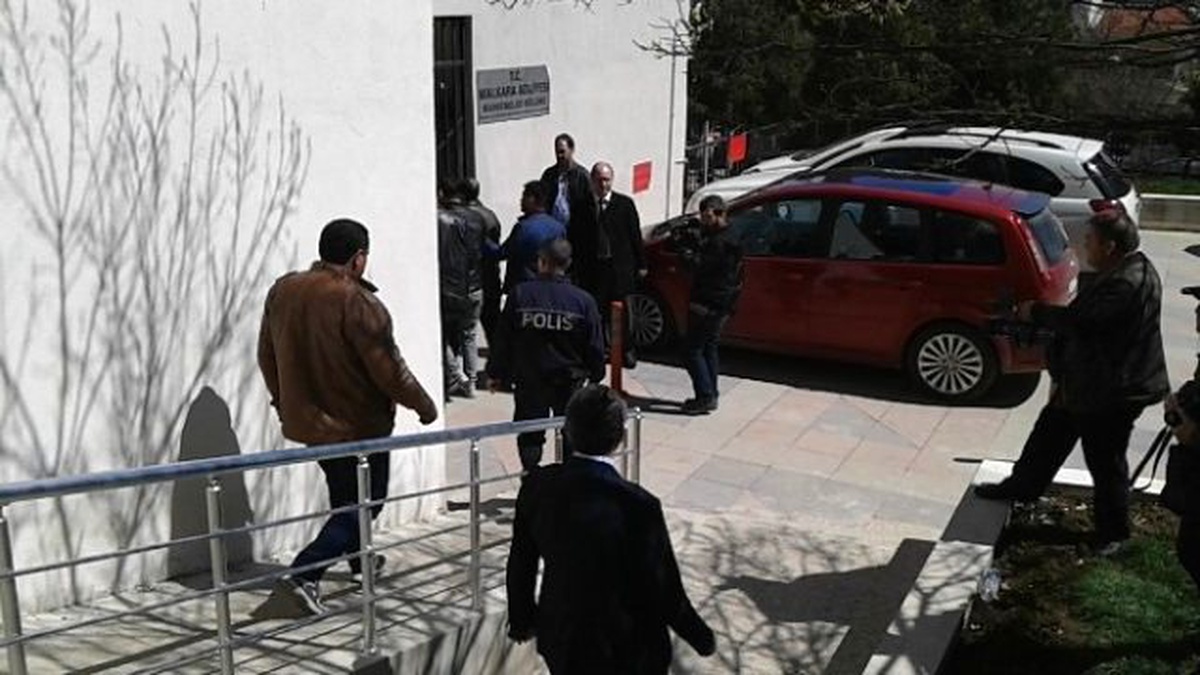 800 Bin Hapla Yakalanan Zehir Tacirleri Tutuklandı