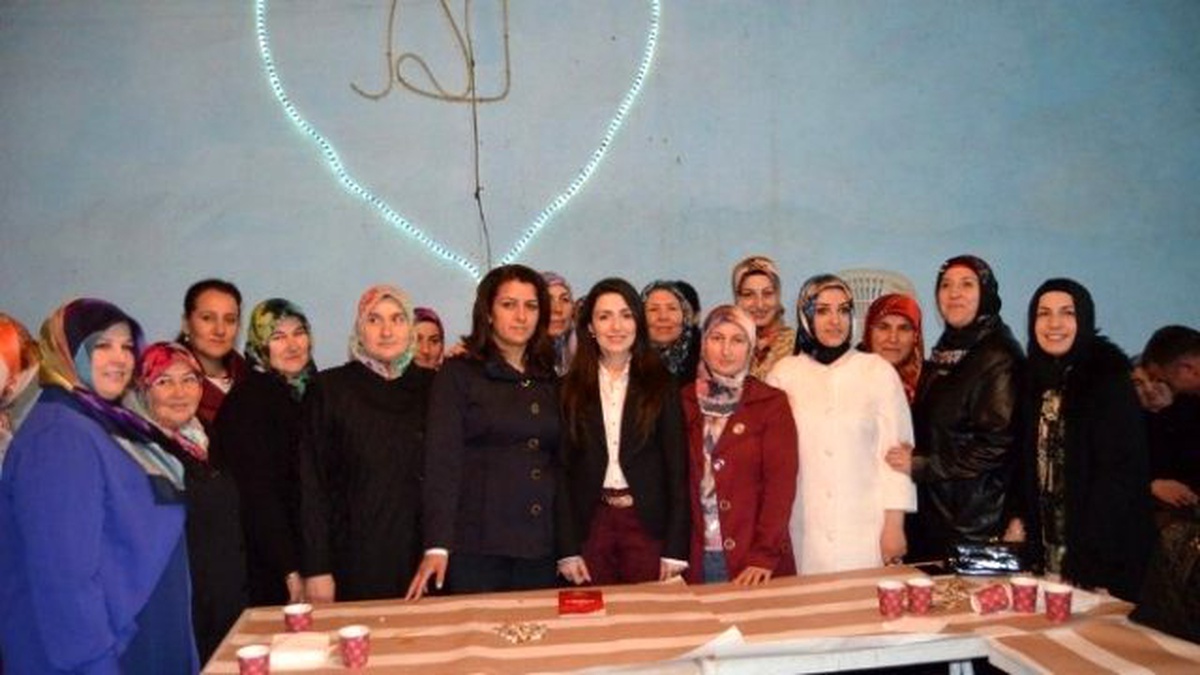 AK Parti Kadın Kolları Seçim Çalışmalarına Başladı