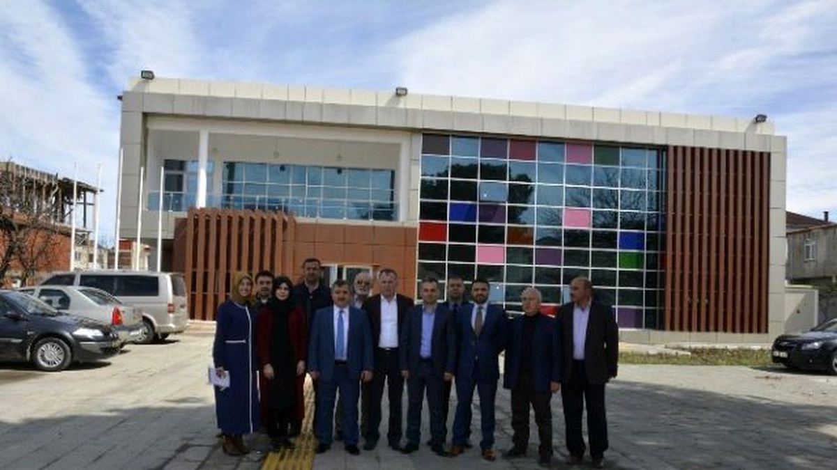 Başkan Anlayan \'Gençlik Merkezi\'ni İnceledi