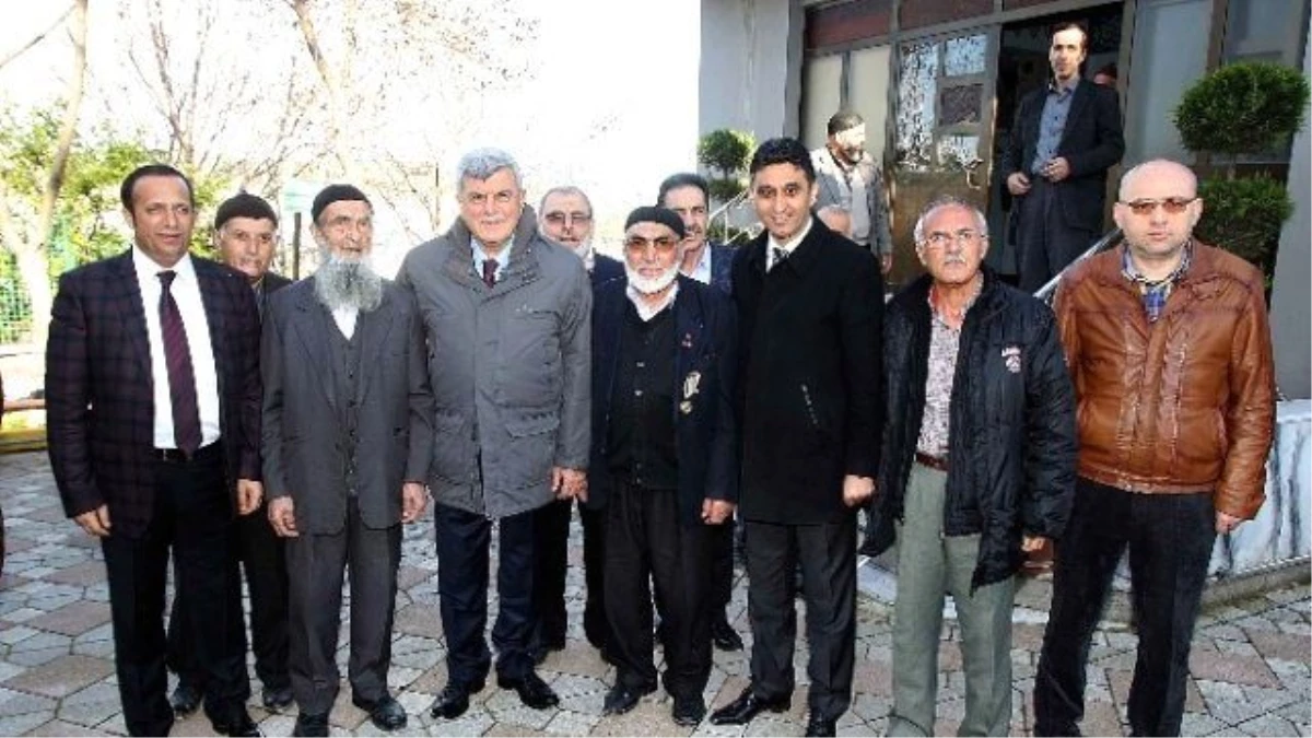 Başkan Karaosmanoğlu, Dilovası\'nda Stk\'larla Buluştu