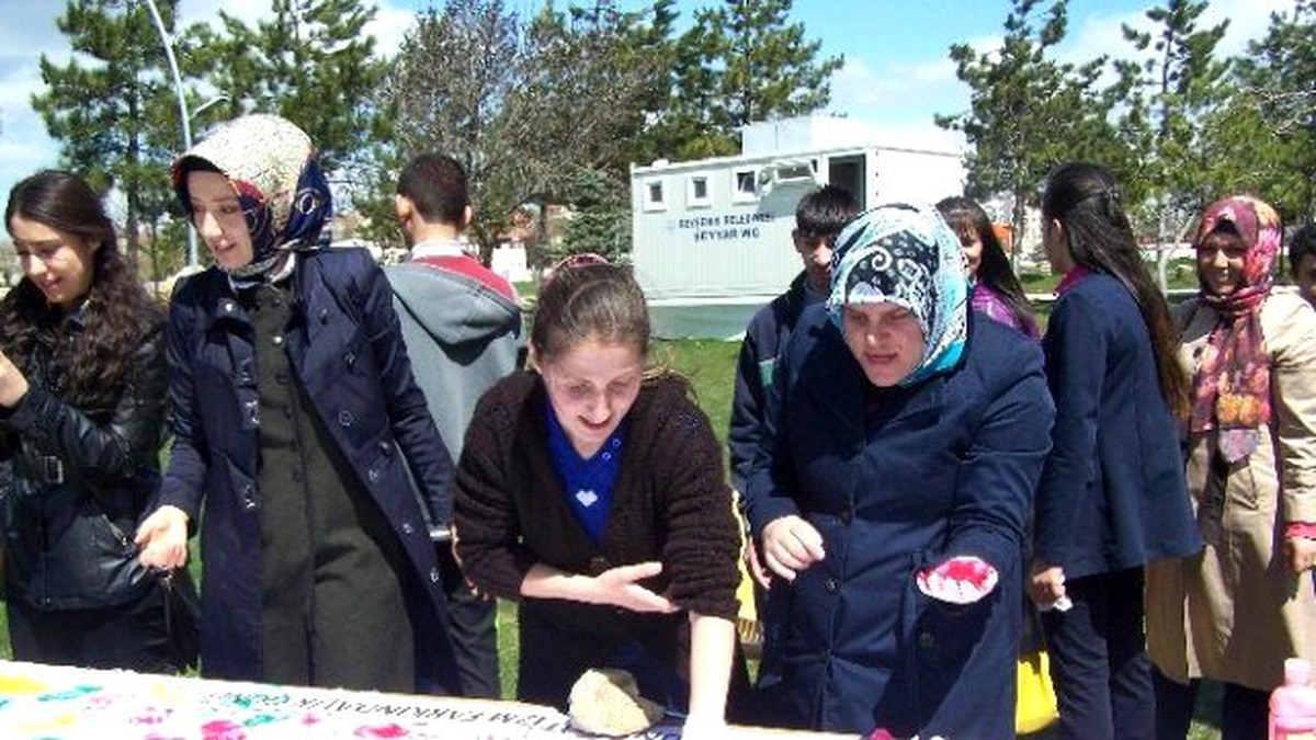 Beyşehir\'de Dünya Otizm ve Farkındalık Günü Etkinliği
