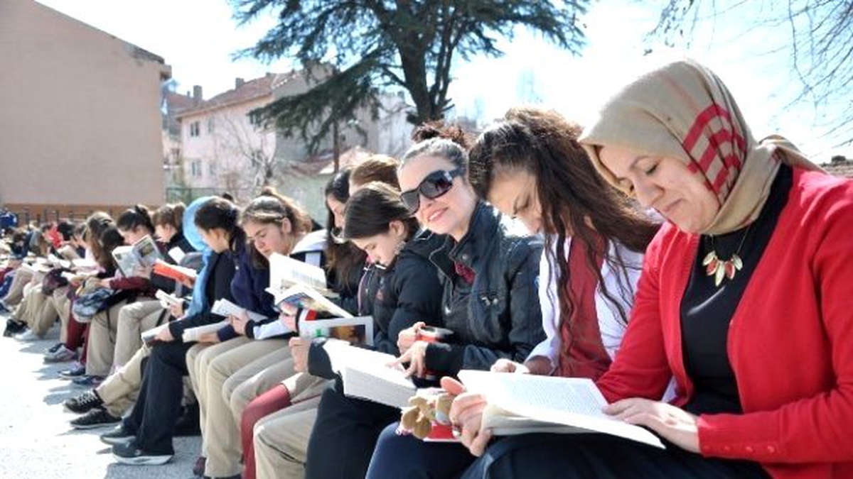 Bozüyük\'te \'Okulca Okuyoruz\' Etkinliği Düzenlendi