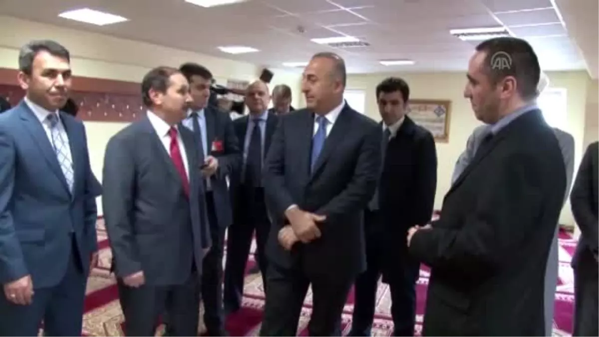 Çavuşoğlu, Litvanya Tatarları ile Biraraya Geldi