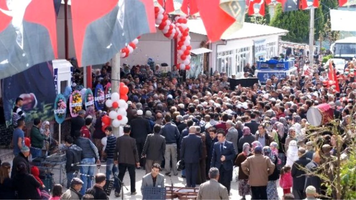 Çerçioğlu, Yazıkent Kapalı Pazar Yeri\'nin Açılışını Yaptı