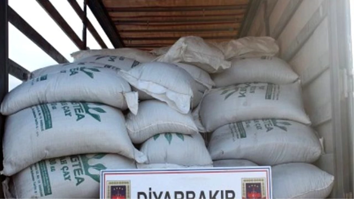 Diyarbakır\'da 15 Ton Kaçak Çay Ele Geçirildi