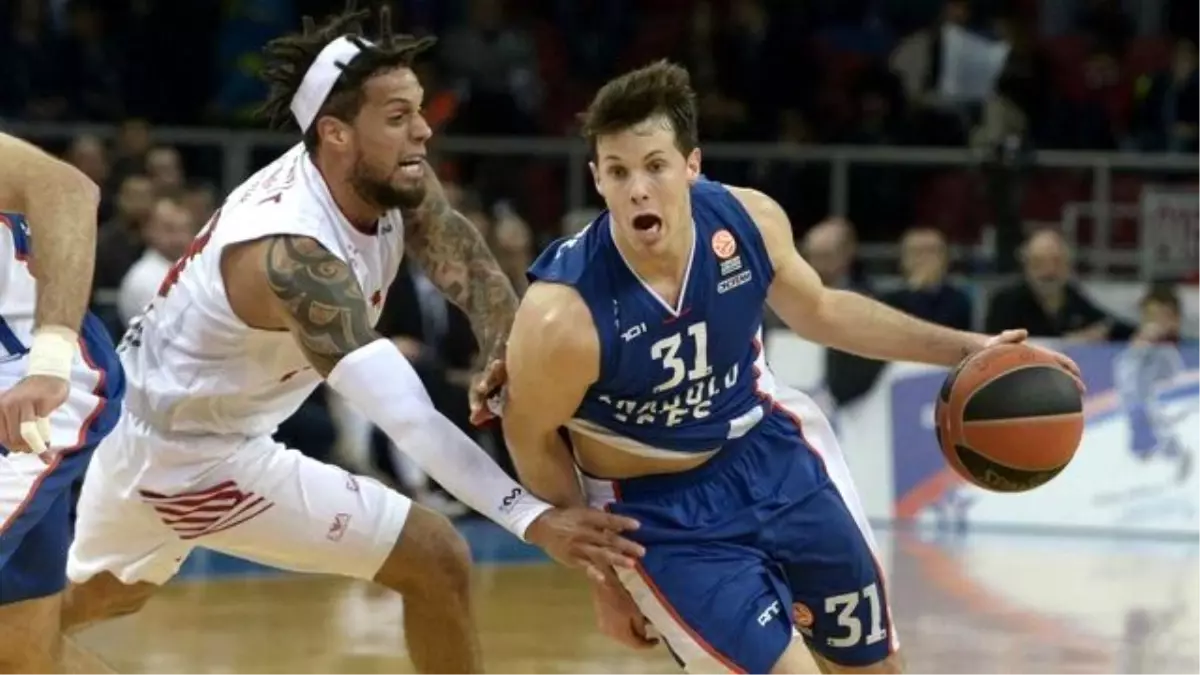 Anadolu Efes, EA7 Milano\'yu 86-78 Yendi