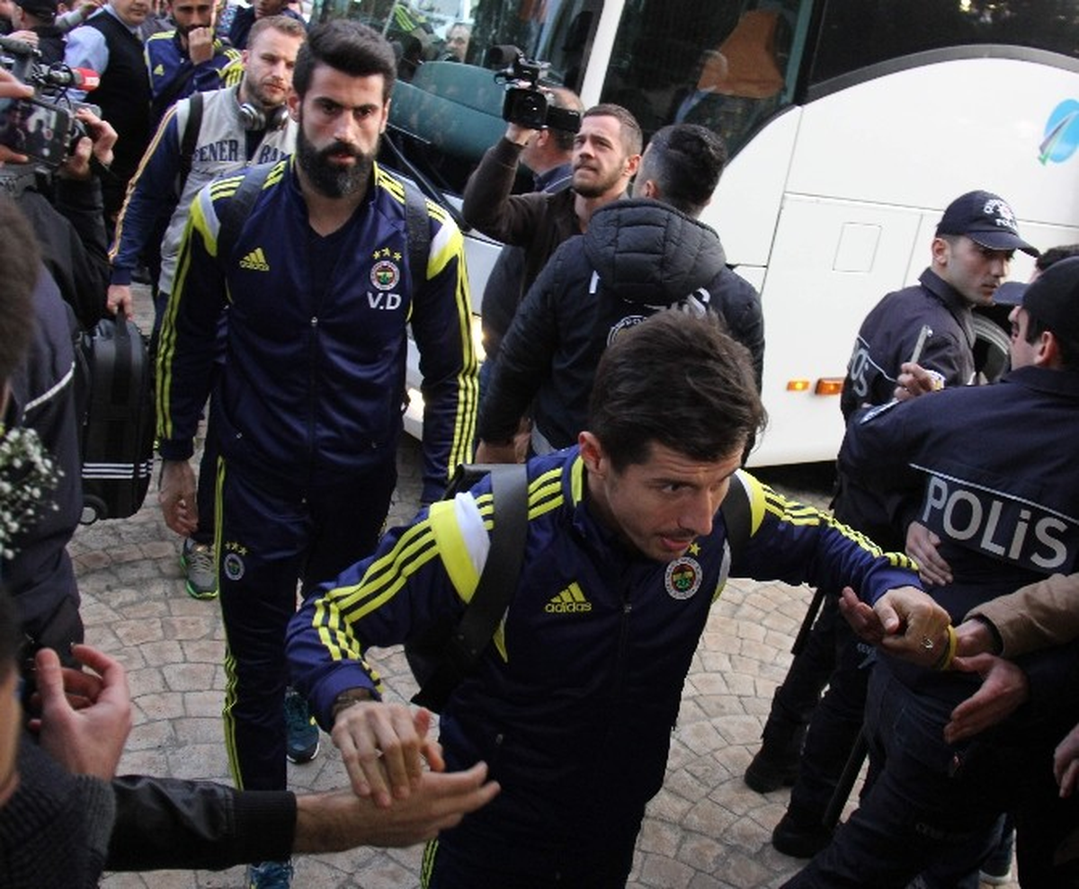 Fenerbahçe Rize\'ye Geldi