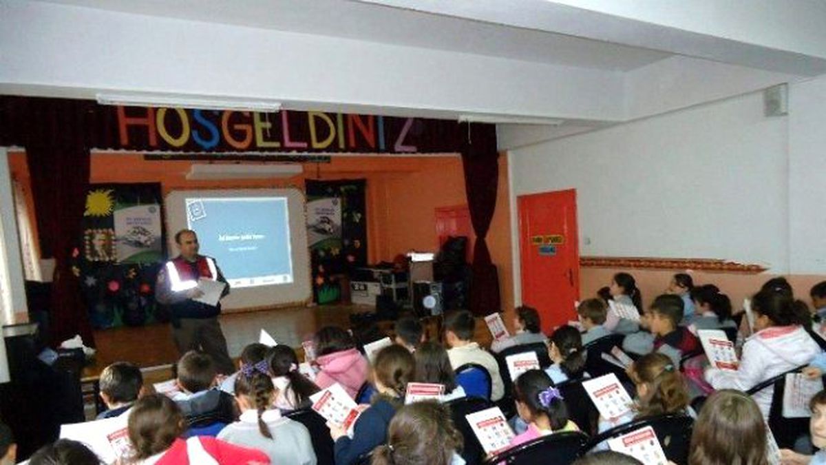 Jandarmadan "İyi Dersler Şoför Amca" Projesi