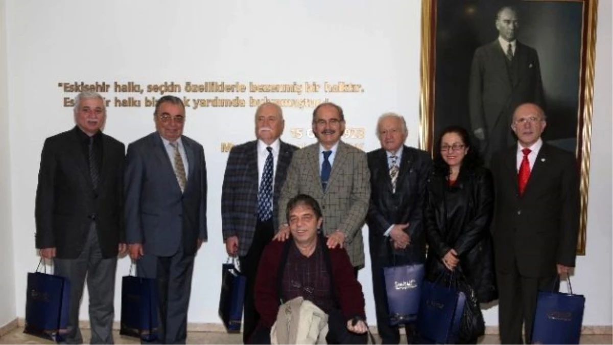 Safranbolu Kültür ve Turizm Vakfı Heyeti Başkan Büyükerşen\'i Ziyaret Etti