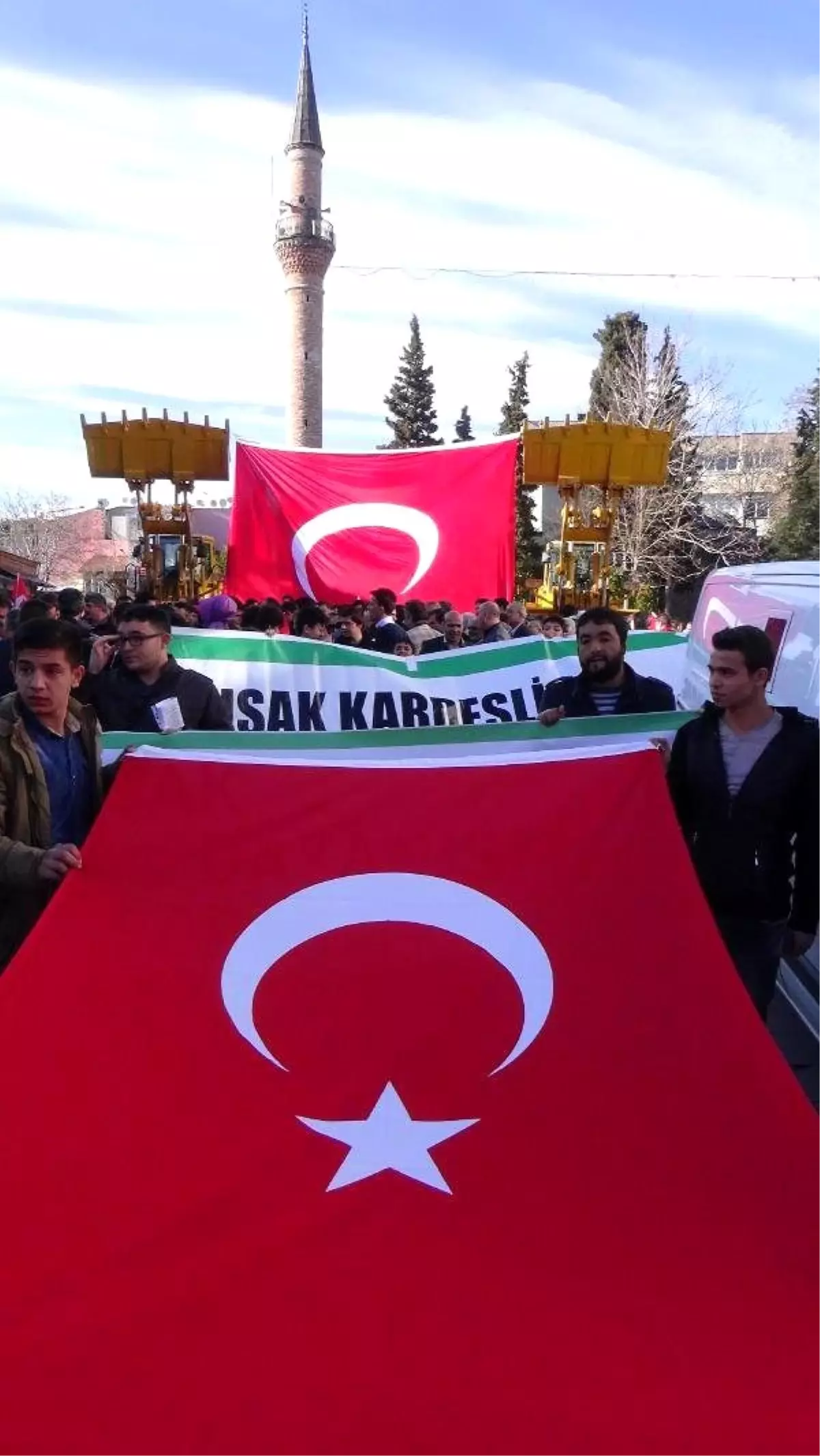 Uşak Valisi, Savcı Kiraz Cinayetine Tepki Protestosuna Destek Verdi