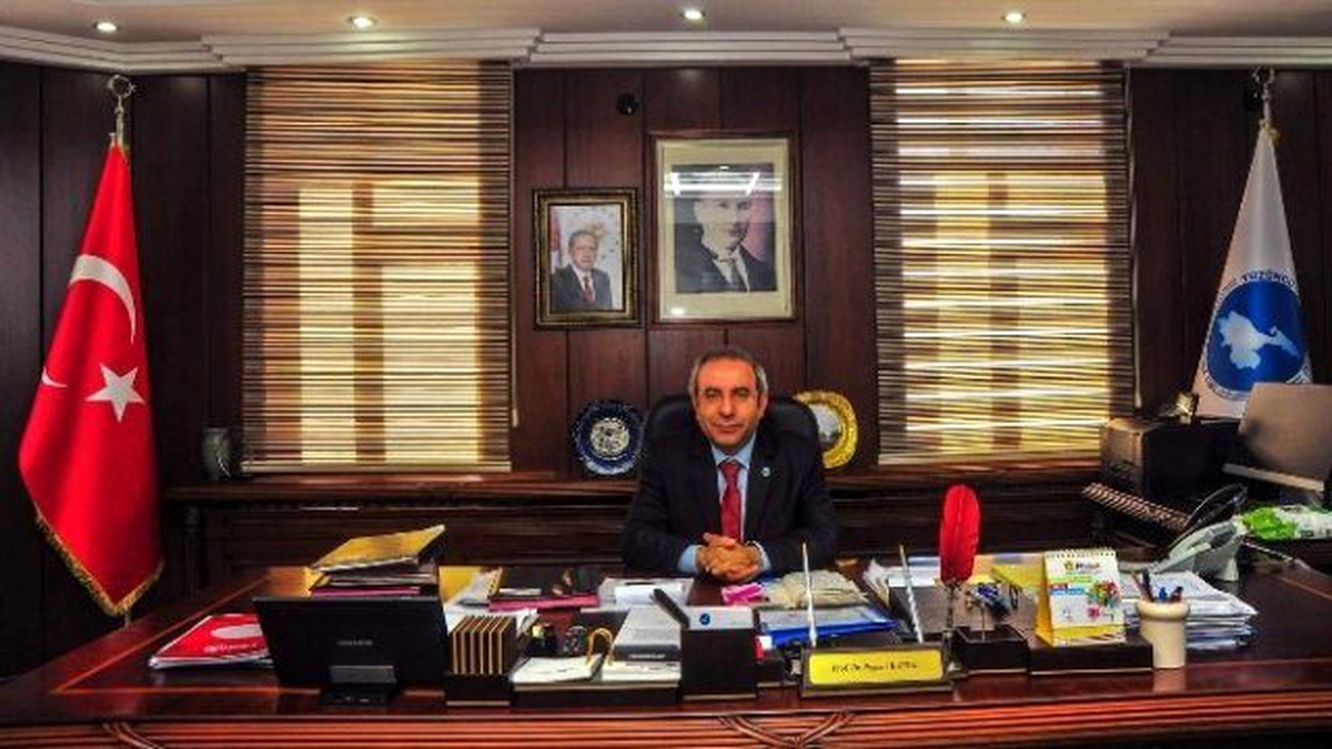 Yyü Rektörlüğü\'ne Yeniden Battal Atandı