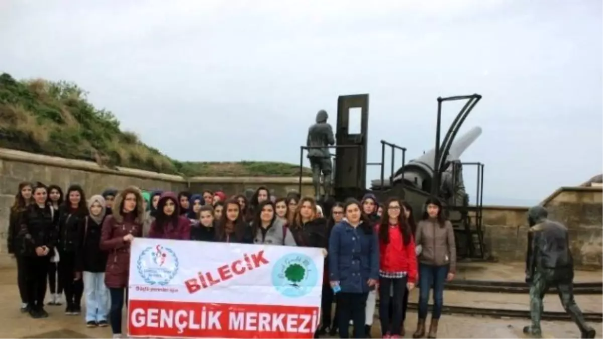 Bilecik Geçlik Merkezi Çanakkale Gezisi Düzenledi