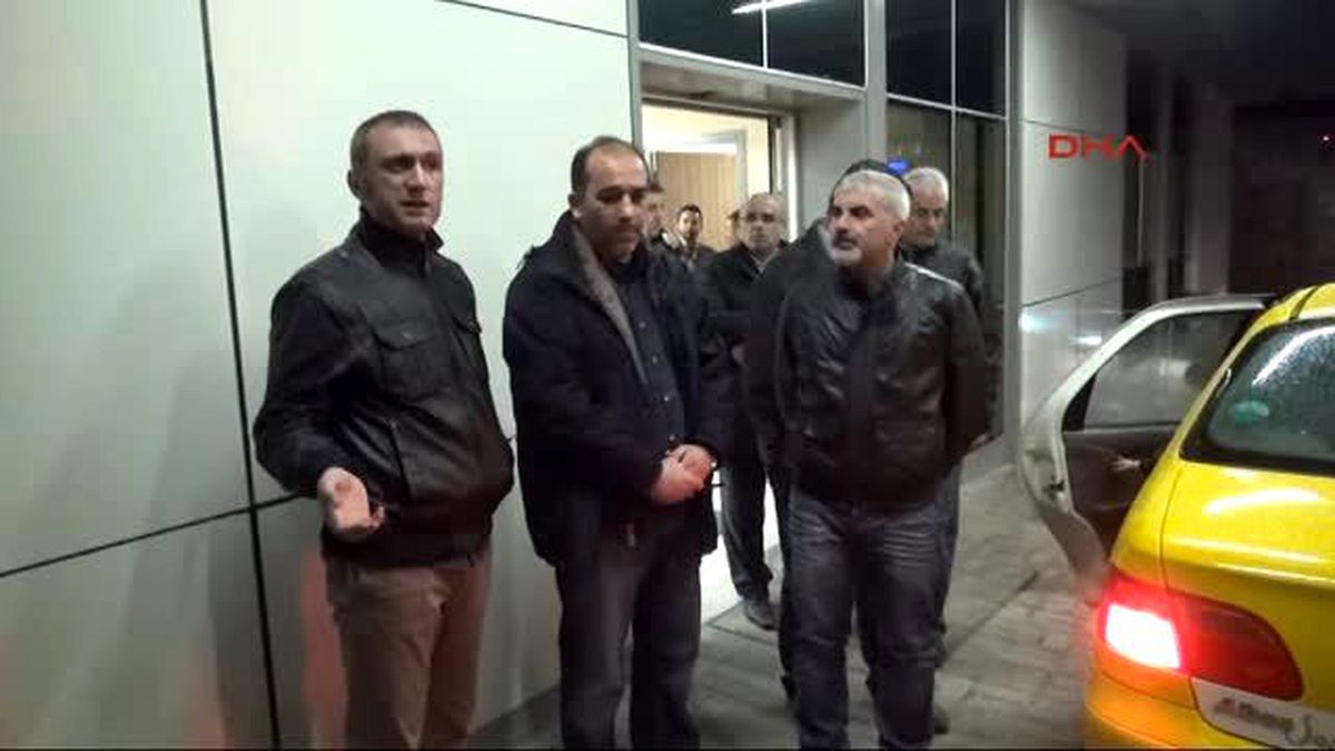 Bursa - Acılı Baba Öz\'ü Oğlunun Meslektaşları Sakinleştirdi