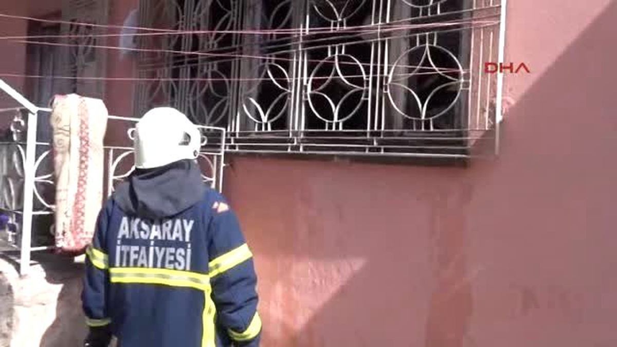 Çakmakla Oynarken Evi Yakan Çocuk Babaannesi Tarafından Son Anda Kurtarıldı