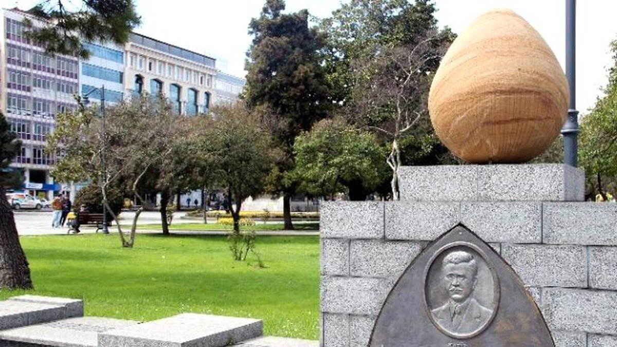 Çalınan Kabartmalar Yeniden Yapılarak Takıldı
