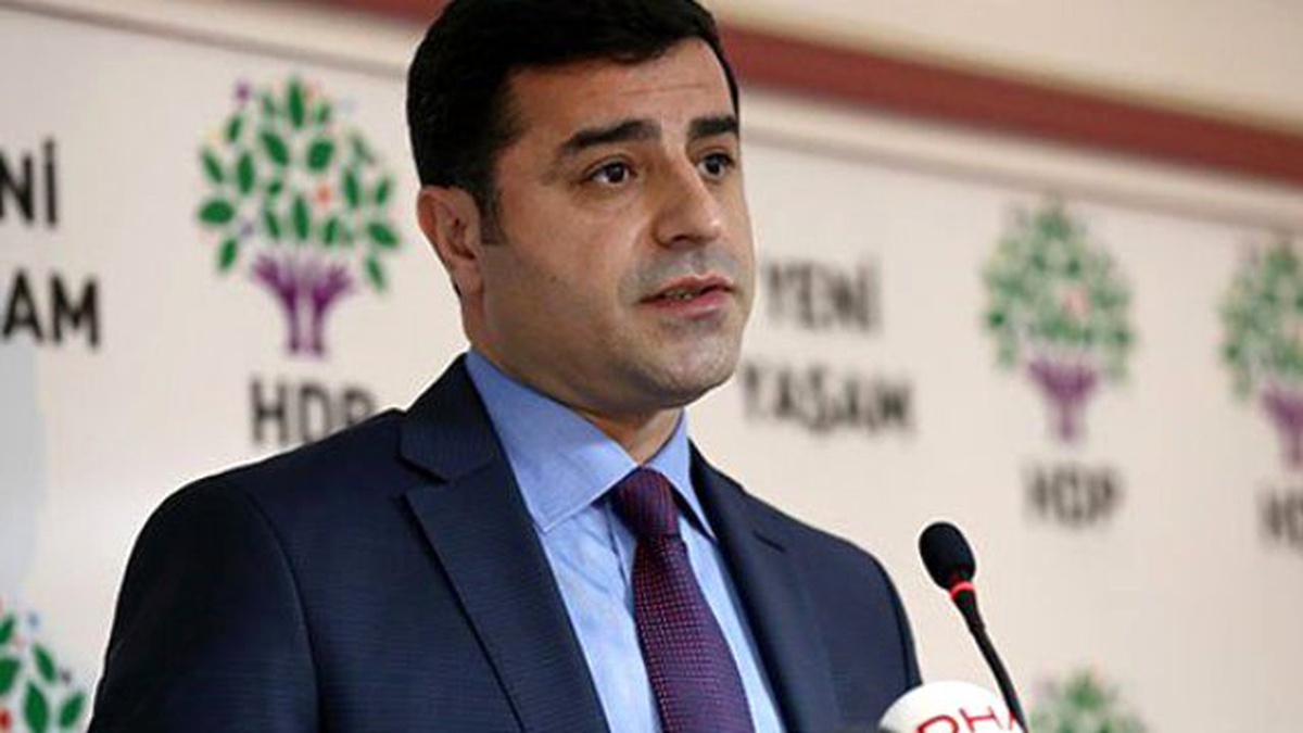 Demirtaş: Erdoğan Kendisine Çok Yüz Verdiğimiz İçin 400 İstiyor