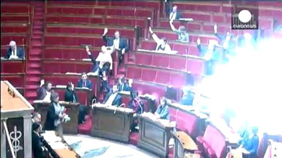 Fransa\'da Meclis Aşırı Zayıf Mankenlere Podyum Yasağı Getirdi