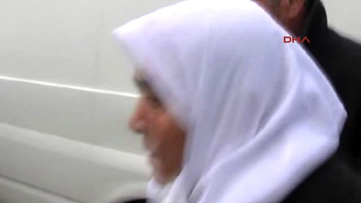 Freni Boşalan Kamyon Kırmızı Işıkta Araçların Arasına Daldı