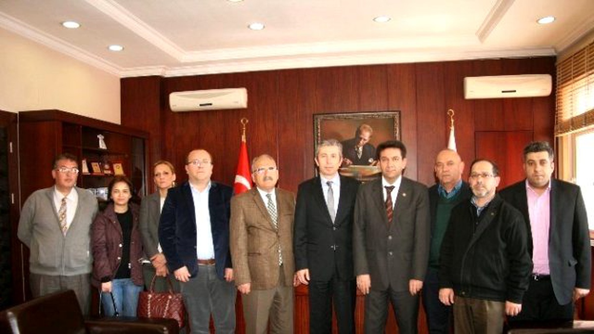 Gazeteciler\'den Başsavcıya Ziyaret