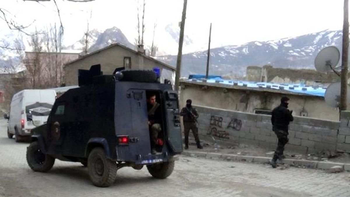 Hakkari\'de Molotof Operasyonu