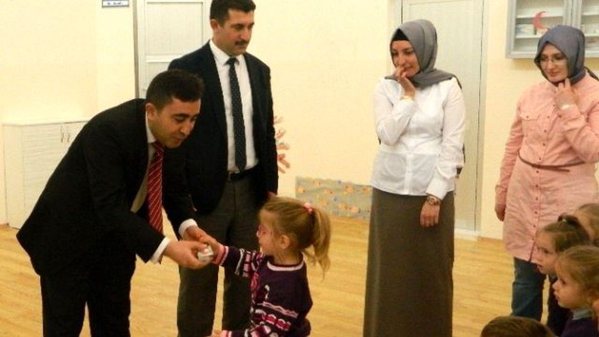 Öğrencilere Ağız Bakım Seti Dağıtıldı