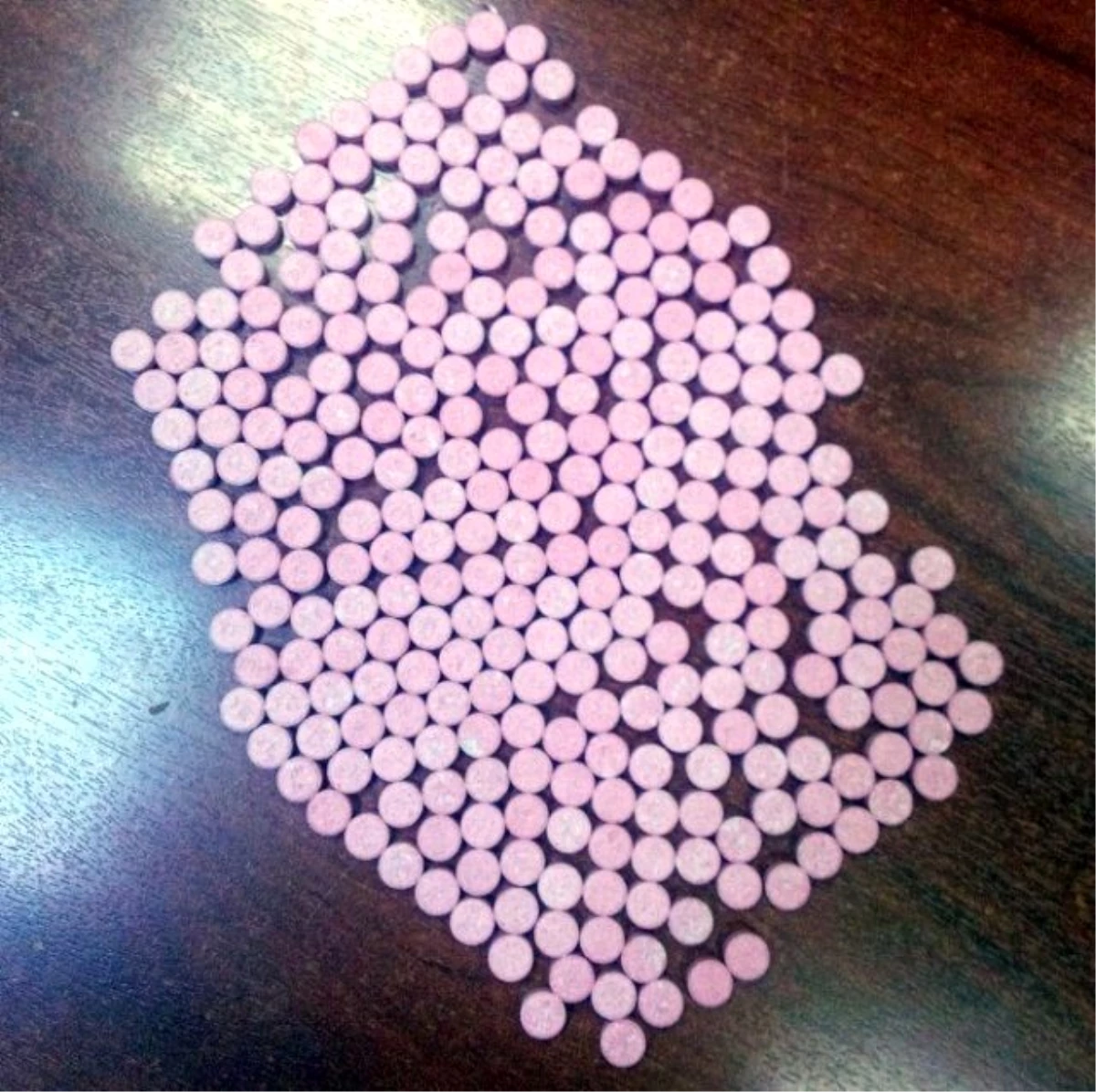 Siirt\'te 288 Adet Ecstasy Ele Geçirildi