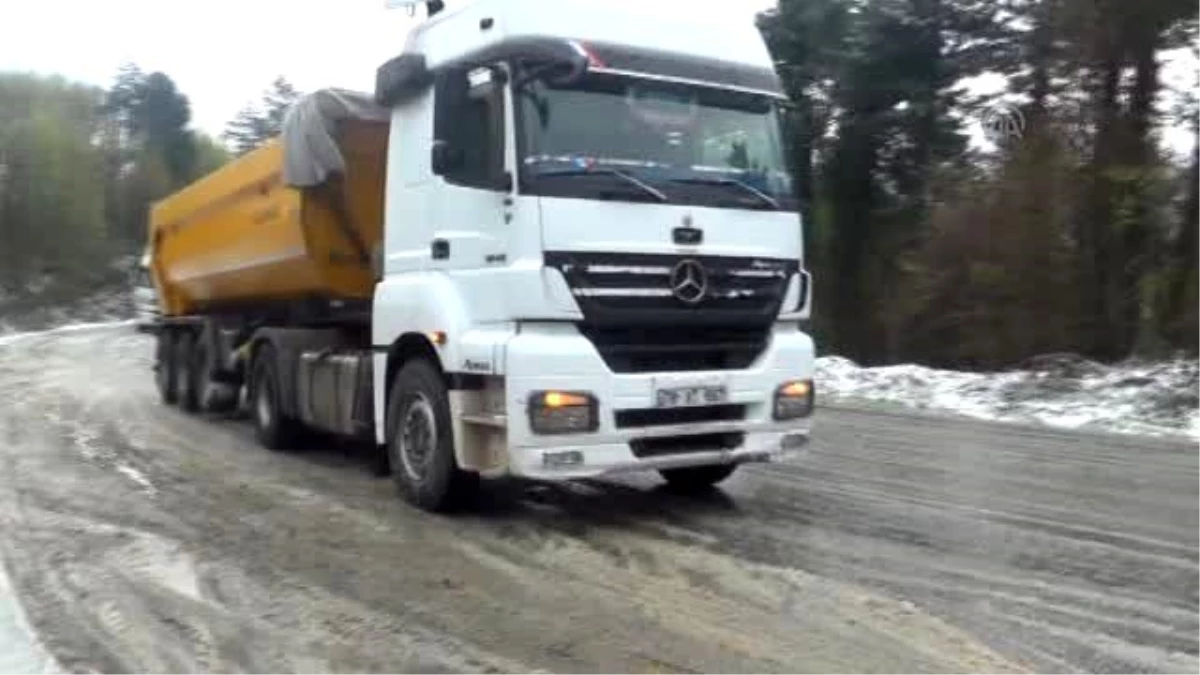 Zonguldak-Ereğli Karayolunda Kar Yağışı