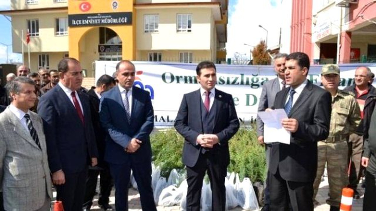 Orman İşletme Şefliği Tarafından Fidan Dağıtımı Yapıldı