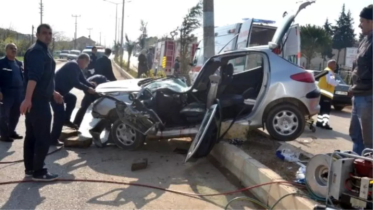 Takla Atan Otomobilin Sürücüsü Yaralandı