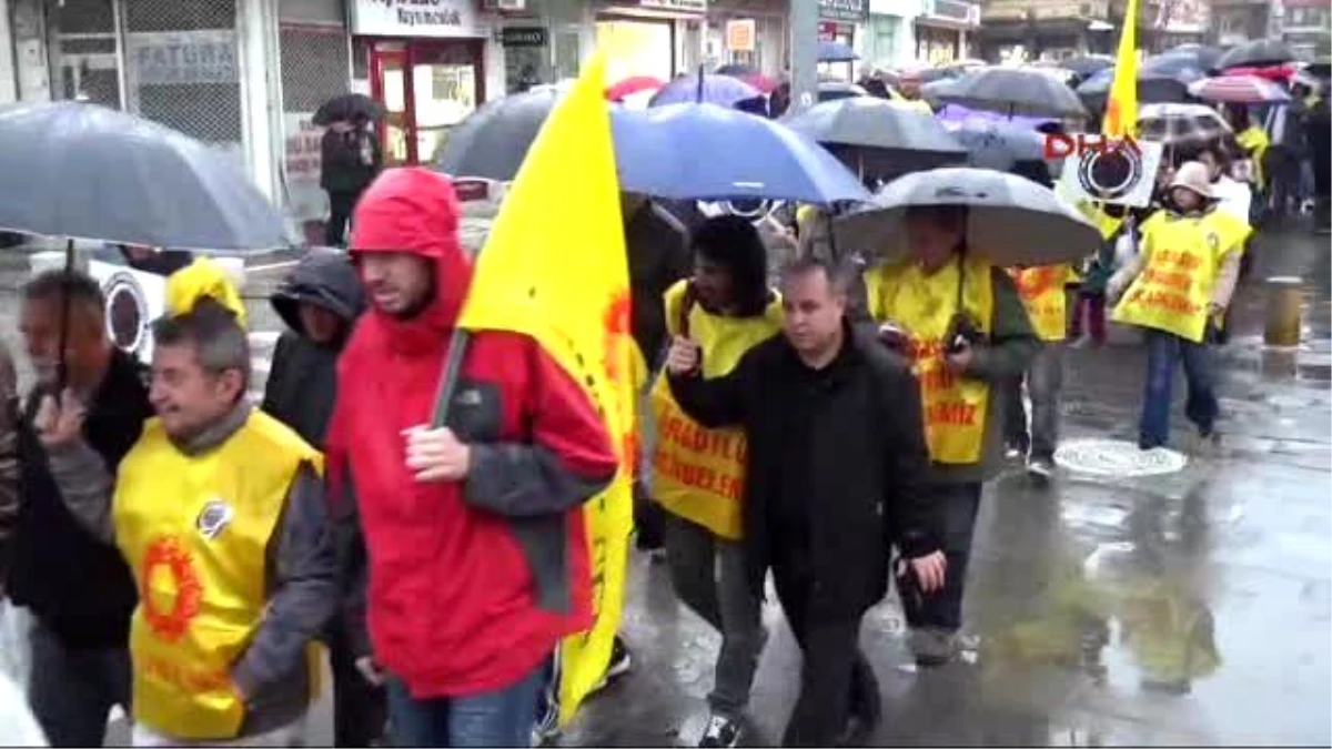 Uşak\'ta Vali Cebiroğlu\'na Protesto