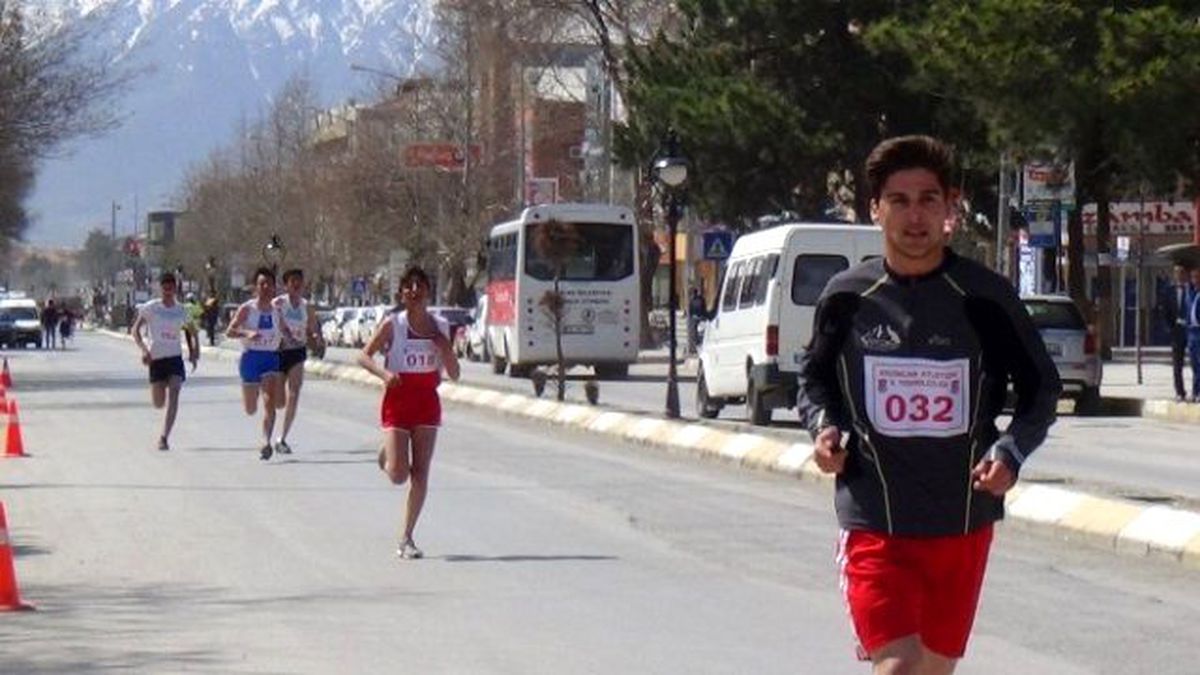 Erzincan\'da Polis Koşusu