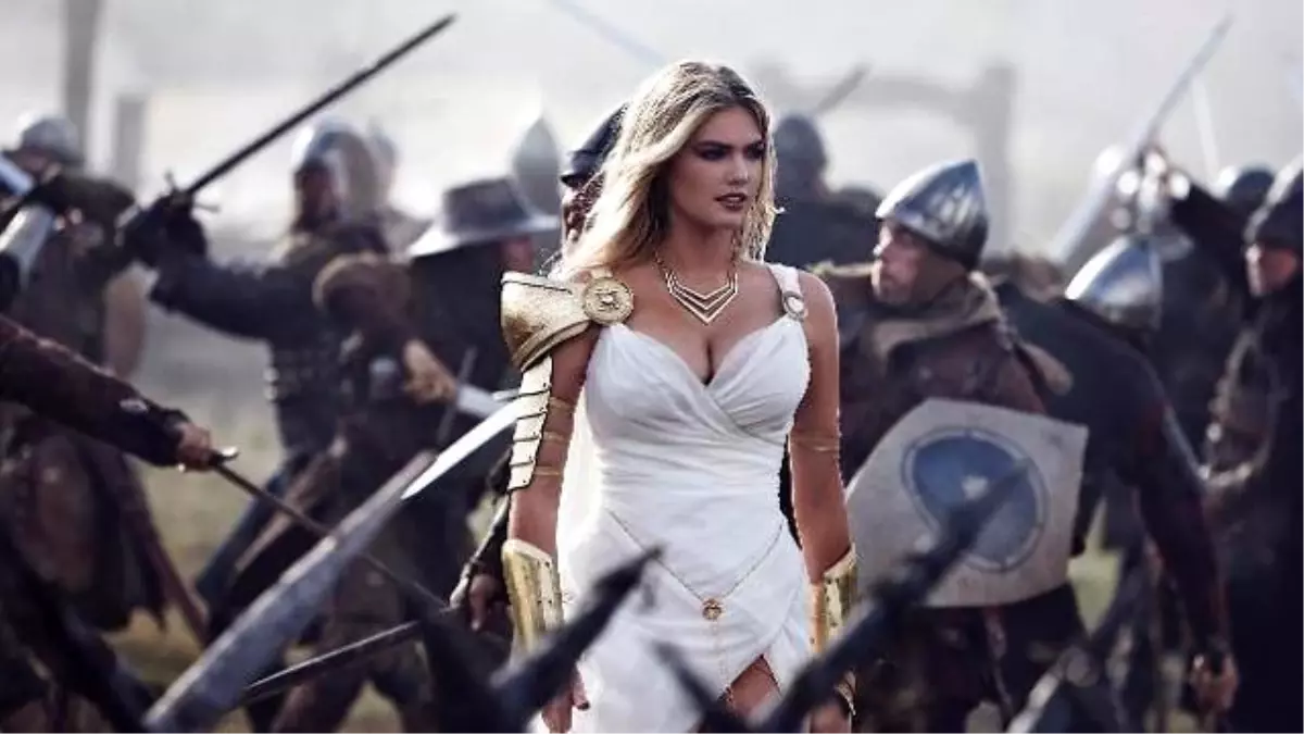 Kate Upton, \'Game Of War\' Oyununun Gelirlerini Uçurdu