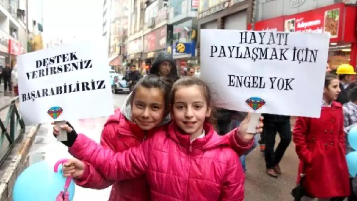 Zonguldak\'ta, \'Otizm Farkındalık\' Yürüyüşü