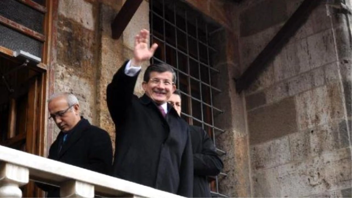 Başbakan, Memleketi Konya\'da 7 Milletvekilini Liste Dışı Bıraktı