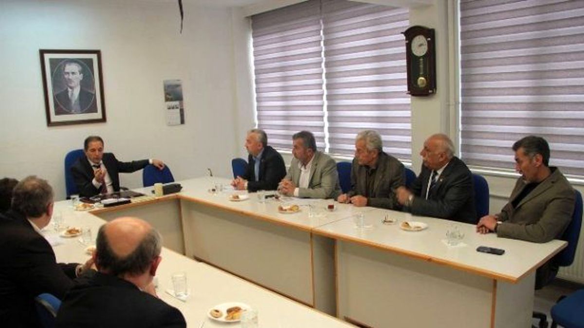 Başkan Ergül Muhtarlarla Bir Araya Geldi