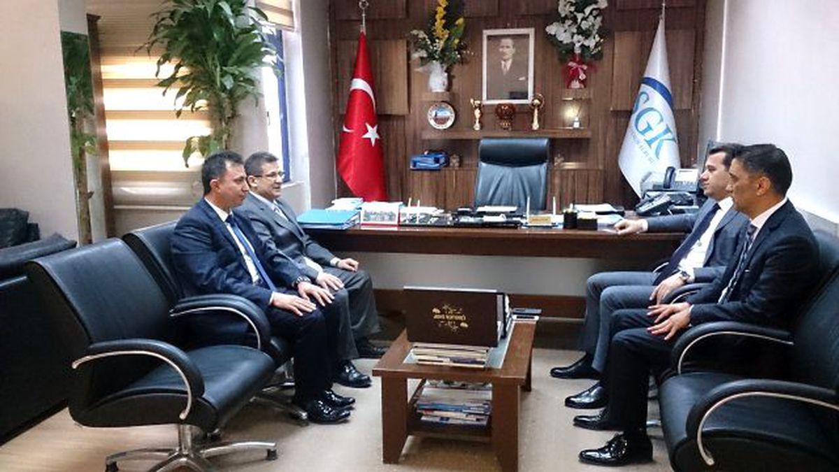 Batman Valisi, SGK\'da İncelemelerde Bulundu