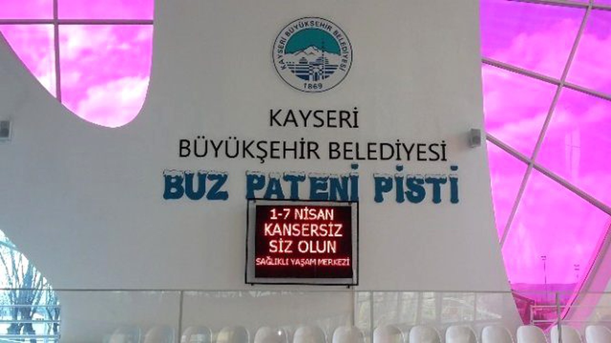 Buz Pateni Pistinde Kanser Haftası Etkinliği Yapıldı