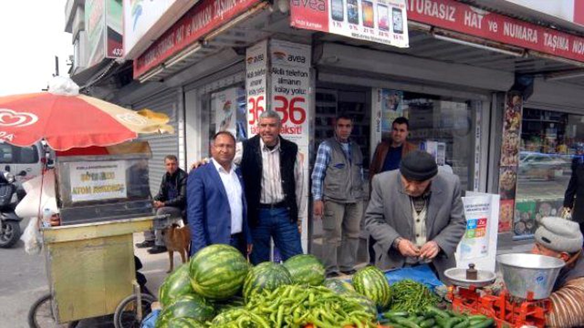 CHP\'nin İzmirli Roman Adayı, Çalışmaya Kendi Mahallesinden Başladı