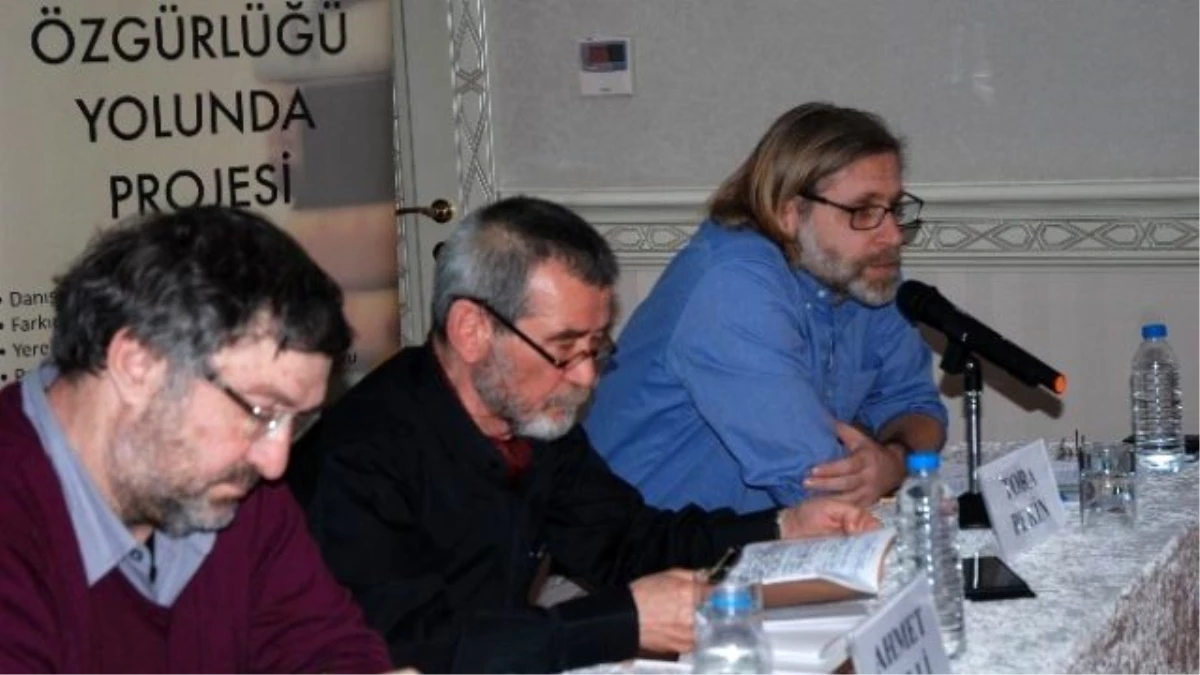 Diyarbakır\'da Yayınlama Özgürlüğü Paneli