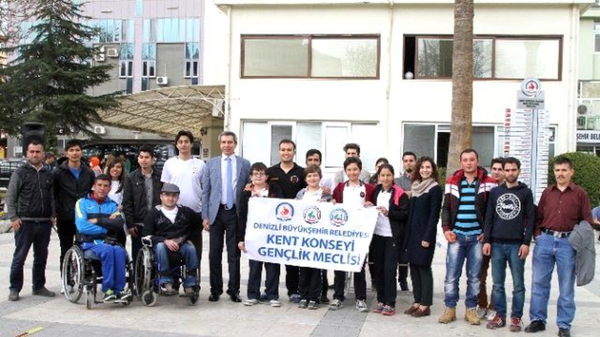 Gençlik Meclisi\'nden Hemsball Festivali