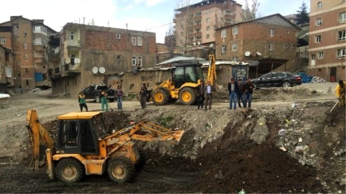 Hakkari Belediyesi\'nden Çevre Temizliği